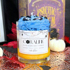 Coraline Themed Candle – Spooky Halloween Vibes with Button & Otherworld Charm
